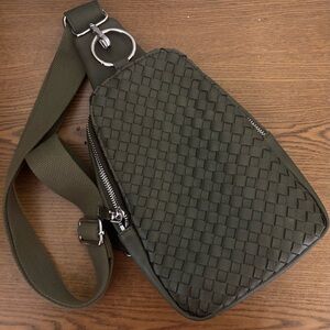 Moda Luxe Regina Sling Crossbody Backpack Fannypack / used once